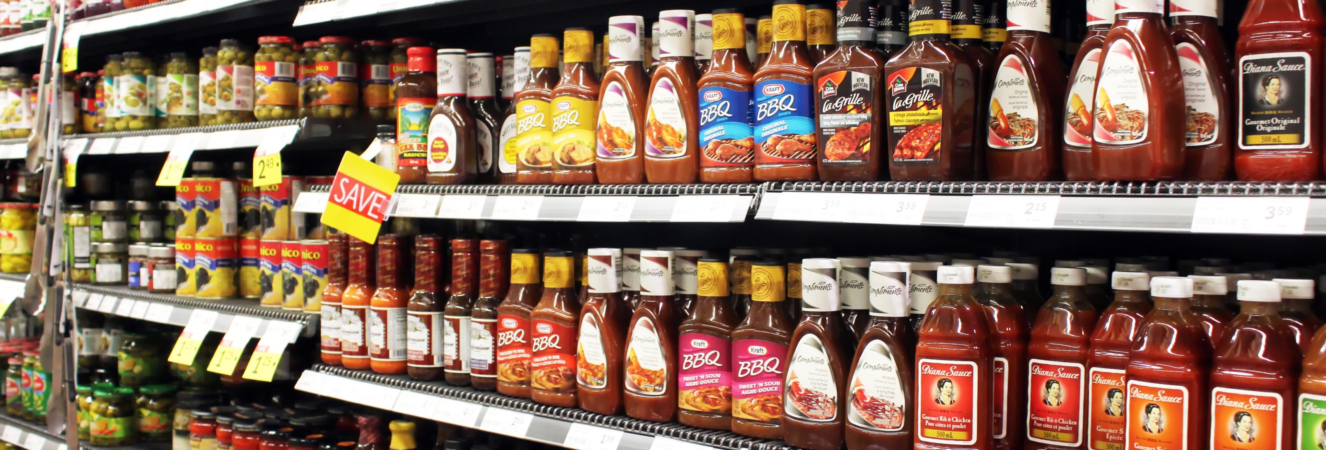 sauces on grocery shelf